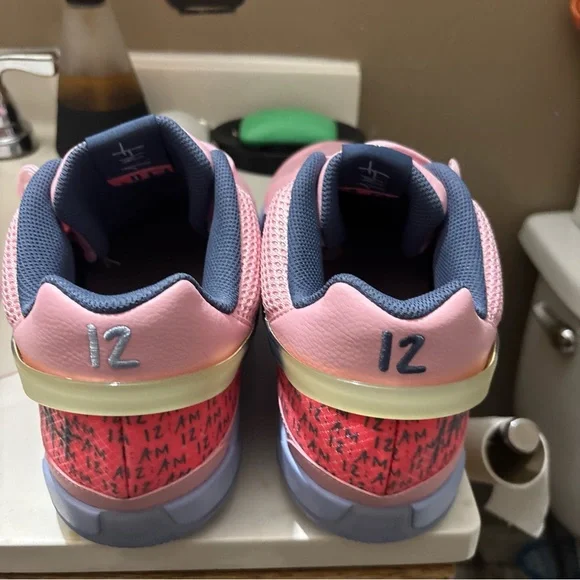 Ja morant 1 day one soft pink - Picture 3 of 6